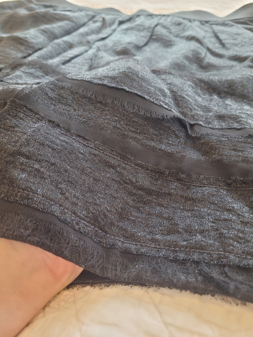 Classic Black Shiny Gauze Tiered Y2K Skirt XPL Ann Taylor Loft - Picture 3 of 12